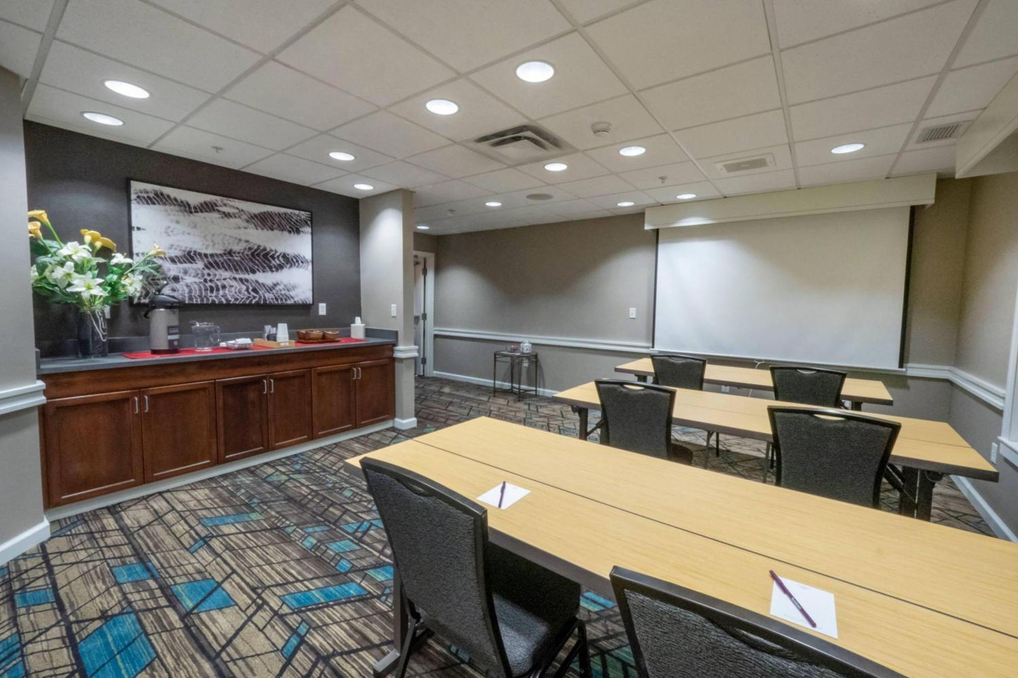 Residence Inn By Marriott Hazleton Exteriör bild